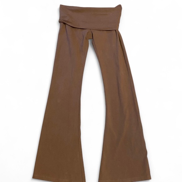 Victoria’s Secret Pink Foldover Flare Leggings - Picture 2 of 2